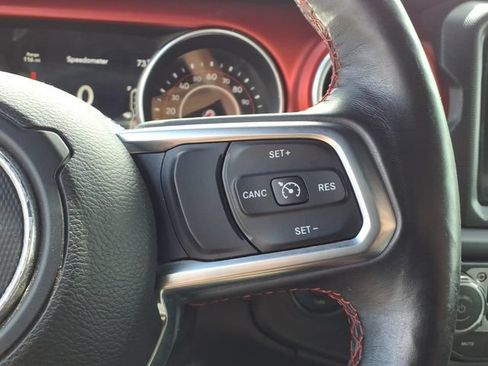 Used 2019 Jeep Wrangler Unlimited Rubicon AWD/4WD image 18