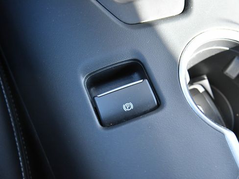 Used 2024 Ford Mustang Premium image 28