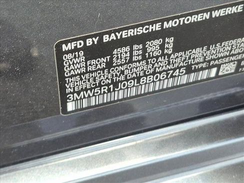 Used 2020 BMW 330i Sedan w/ Convenience Package RWD image 15