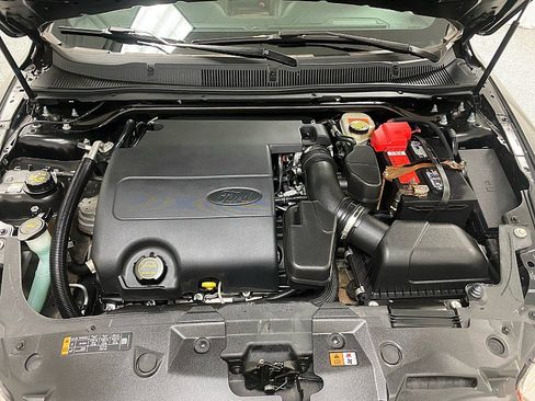 Used 2017 Ford Taurus Limited w/ Driver Assist Package image 11