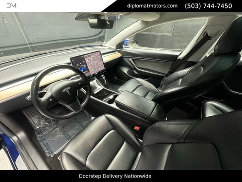 Used 2018 Tesla Model 3 Long Range image 17