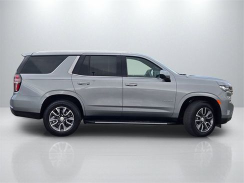 Used 2023 Chevrolet Tahoe LT image 3