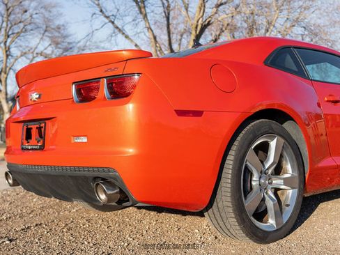 Used 2010 Chevrolet Camaro SS w/ RS Package RWD image 54