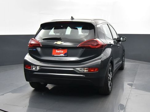 Used 2017 Chevrolet Bolt Premier w/ Driver Confidence II Package image 30