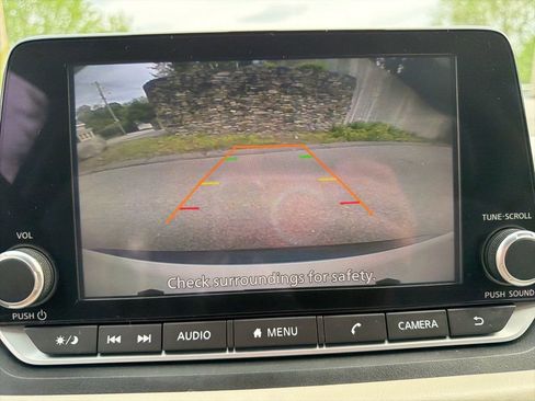 Used 2023 Nissan Rogue SV AWD/4WD image 21