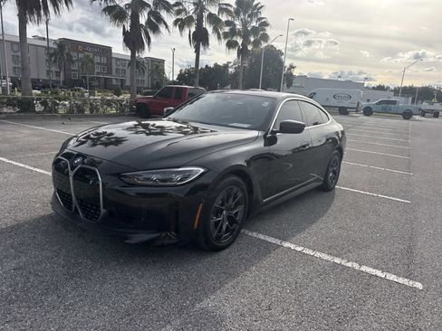 Used 2023 BMW i4 eDrive35 w/ Premium Package image 8