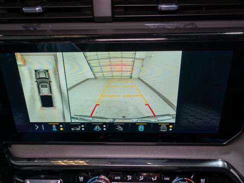 Used 2023 GMC Sierra 1500 AT4 w/ AT4 Premium Package image 26