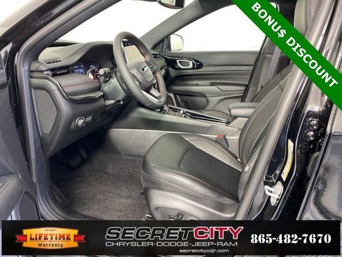 New 2026 Jeep Compass Trailhawk image 11