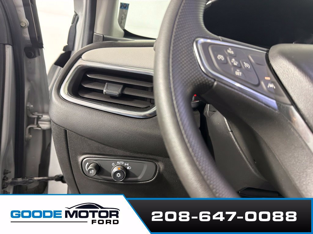 Used 2020 Chevrolet Equinox LS w/ LS Convenience Package FWD image 13