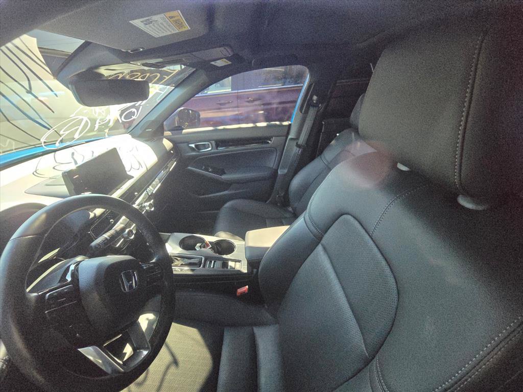 Used 2025 Honda Civic Sport Touring image 4