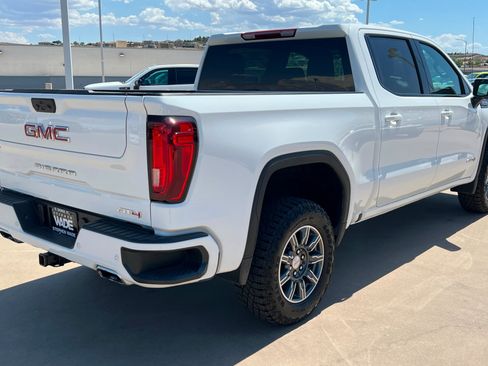 Used 2025 GMC Sierra 1500 AT4 AWD/4WD image 6