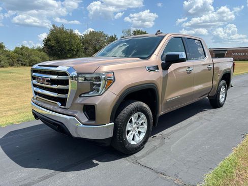 Used 2019 GMC Sierra 1500 SLE w/ SLE Value Package AWD/4WD image 5