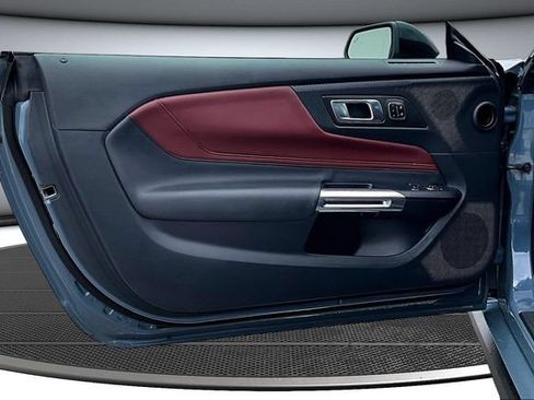 Used 2025 Ford Mustang GT Premium RWD image 20