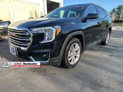 Used 2024 GMC Terrain SLT AWD/4WD image 1