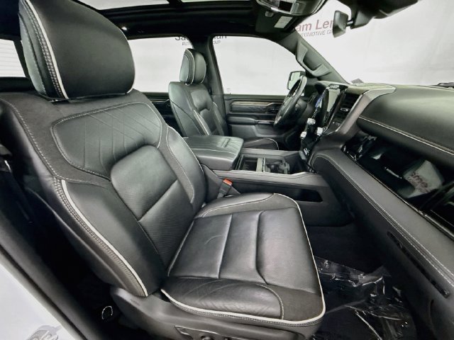 Used 2025 RAM 1500 Limited AWD/4WD image 29