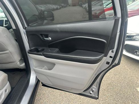 Used 2017 Honda Pilot Touring image 20