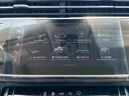 Used 2025 Audi Q7 2.0T Premium w/ Convenience Package AWD/4WD image 31