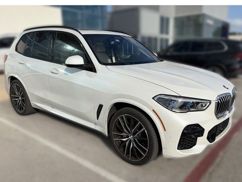 Used 2023 BMW X5 xDrive40i w/ Executive Package AWD/4WD image 4