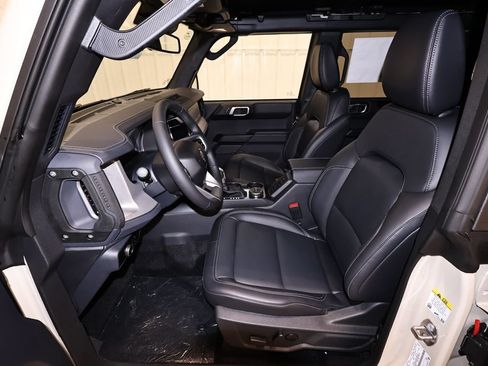 New 2026 Ford Bronco Outer Banks AWD/4WD image 10