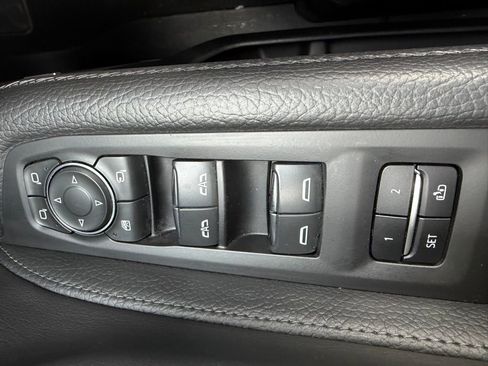 Used 2023 GMC Yukon Denali image 21