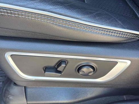 Used 2022 RAM 1500 Laramie w/ Sport Appearance Package image 21