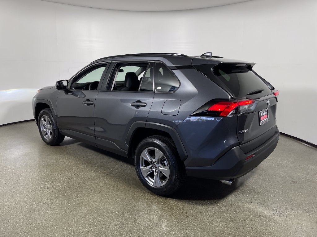 Certified 2025 Toyota RAV4 LE AWD/4WD image 5
