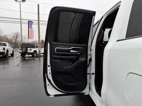 Certified 2022 RAM 1500 Big Horn w/ Night Edition image 11