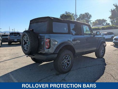 New 2025 Ford Bronco Badlands image 5