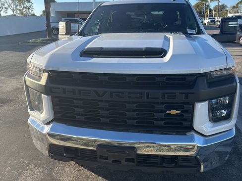 Used 2021 Chevrolet Silverado 2500 W/T w/ WT Convenience Package image 2