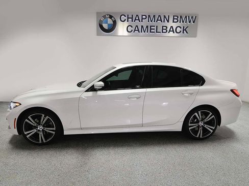 Certified 2023 BMW 330i Sedan w/ Premium Package RWD image 3