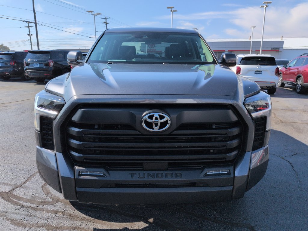 Used 2024 Toyota Tundra SR5 w/ SR5 Convenience Package AWD/4WD image 8