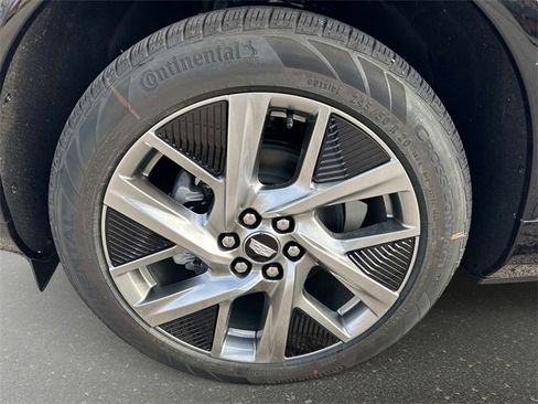 New 2026 Cadillac Optiq Luxury 1 image 9