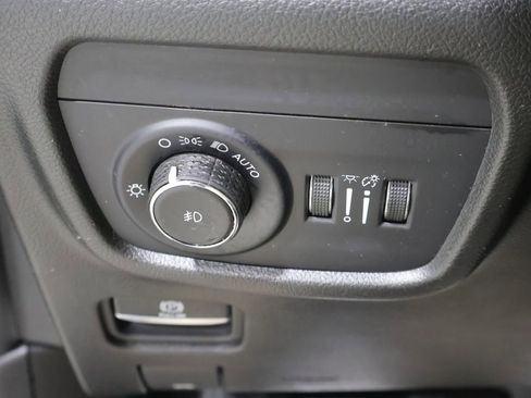 Used 2023 Jeep Grand Cherokee L Limited w/ Luxury Tech Group II AWD/4WD image 33