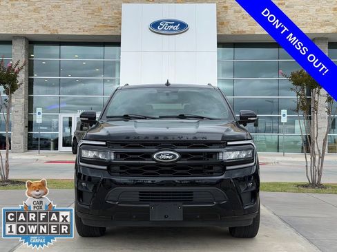 Used 2023 Ford Expedition Limited RWD image 2