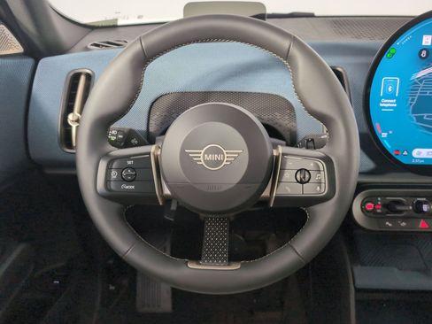 Certified 2025 MINI Cooper Countryman S image 18