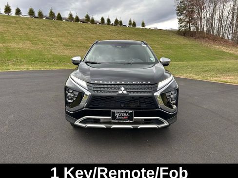 Used 2023 Mitsubishi Eclipse Cross SE image 2