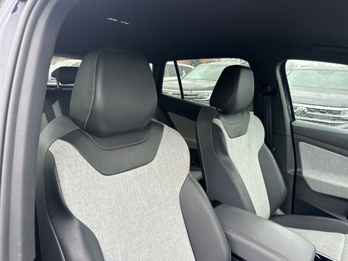 Used 2023 Volkswagen ID.4 2WD image 19