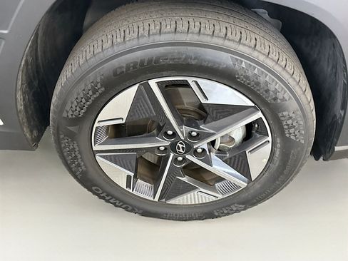 Used 2025 Hyundai Tucson SEL image 11