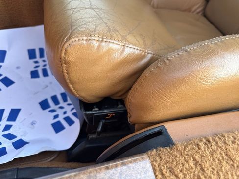 Used 1990 Chevrolet Corvette Convertible RWD image 15