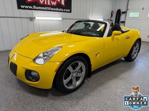 Used 2007 Pontiac Solstice GXP RWD image 1