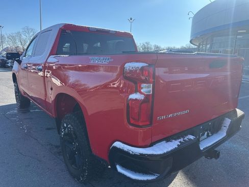 Used 2024 Chevrolet Silverado 1500 LT Trail Boss image 7