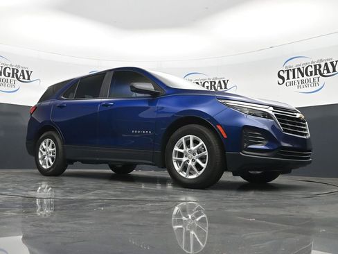 Used 2022 Chevrolet Equinox LS FWD image 26