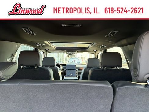 New 2026 GMC Yukon Denali w/ Sun & Power Step Package image 18