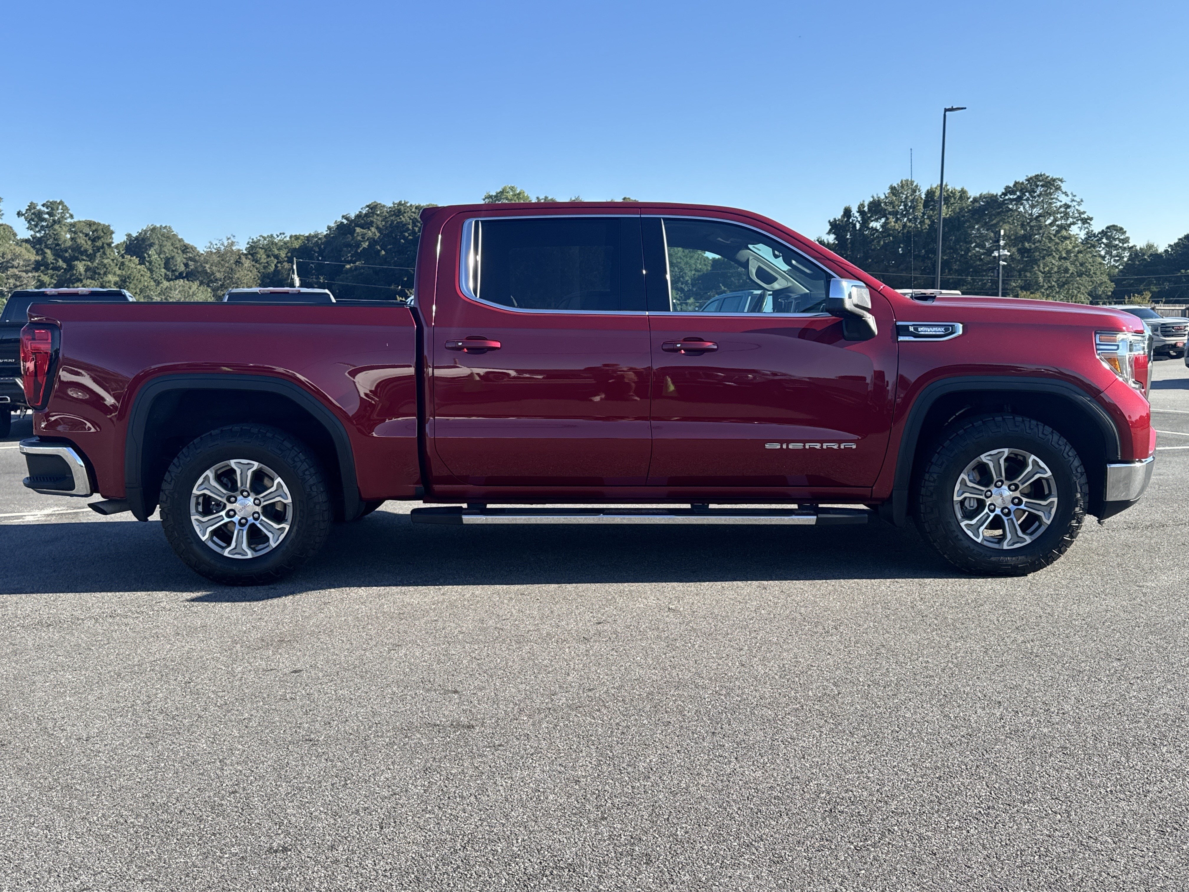 Certified 2020 GMC Sierra 1500 SLE w/ SLE Value Package RWD image 4
