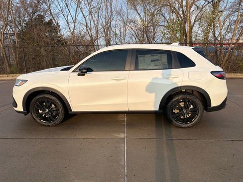 New 2026 Honda HR-V Sport image 2
