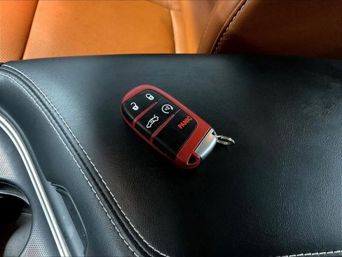 Used 2023 Dodge Challenger SRT Hellcat image 13