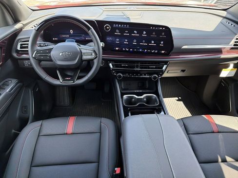 New 2026 Chevrolet Traverse RS image 2