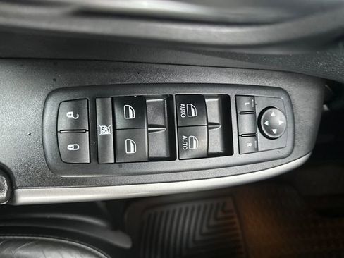 Used 2019 Jeep Cherokee High Altitude image 11