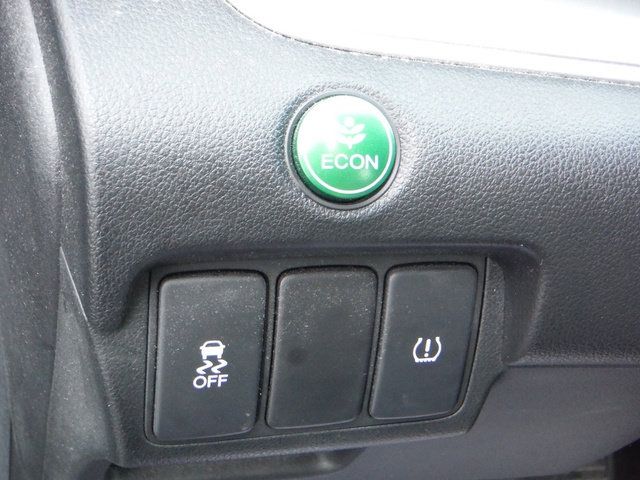 Used 2015 Honda CR-V LX image 12