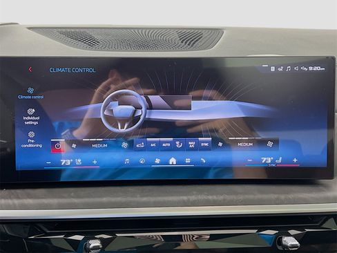 New 2026 BMW X5 M60i w/ Executive Package image 19